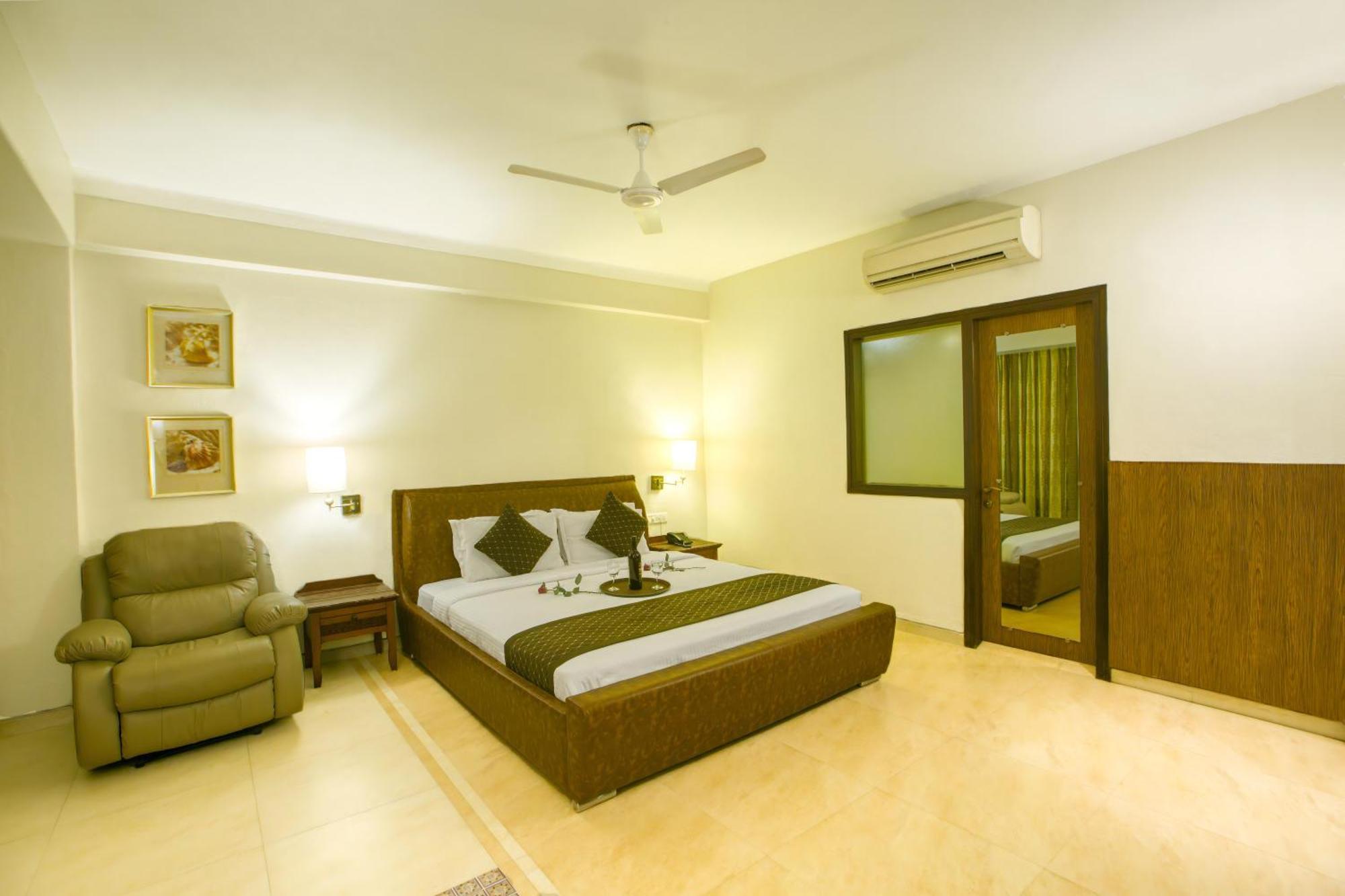 Neelam The Glitz Hotel Calangute Kültér fotó